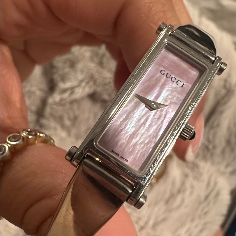 🎀Gucci watch pink🩷gucci watch silver gucci watch slim vintage bracelet watch - Picture 16 of 17